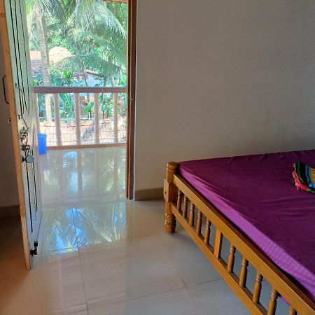Golden Wings Cafe Otel Gokarna  Dış mekan fotoğraf